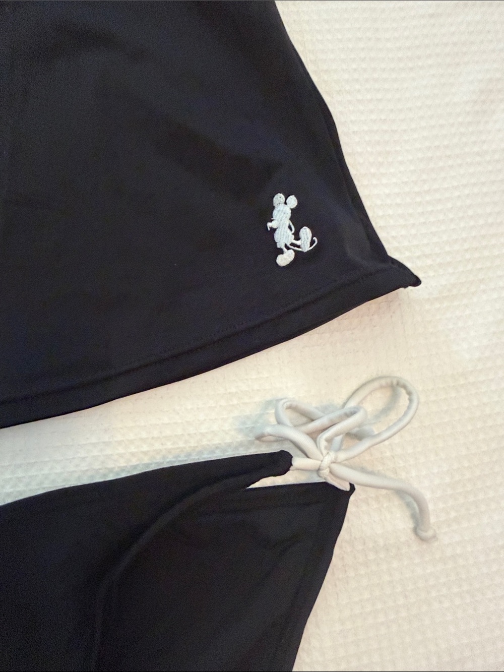 Walt Disney Black Tankini Set with White Trim top size 2X,bottom size XL - Picture 8 of 9